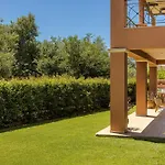 Oleanna - Elena Villa
